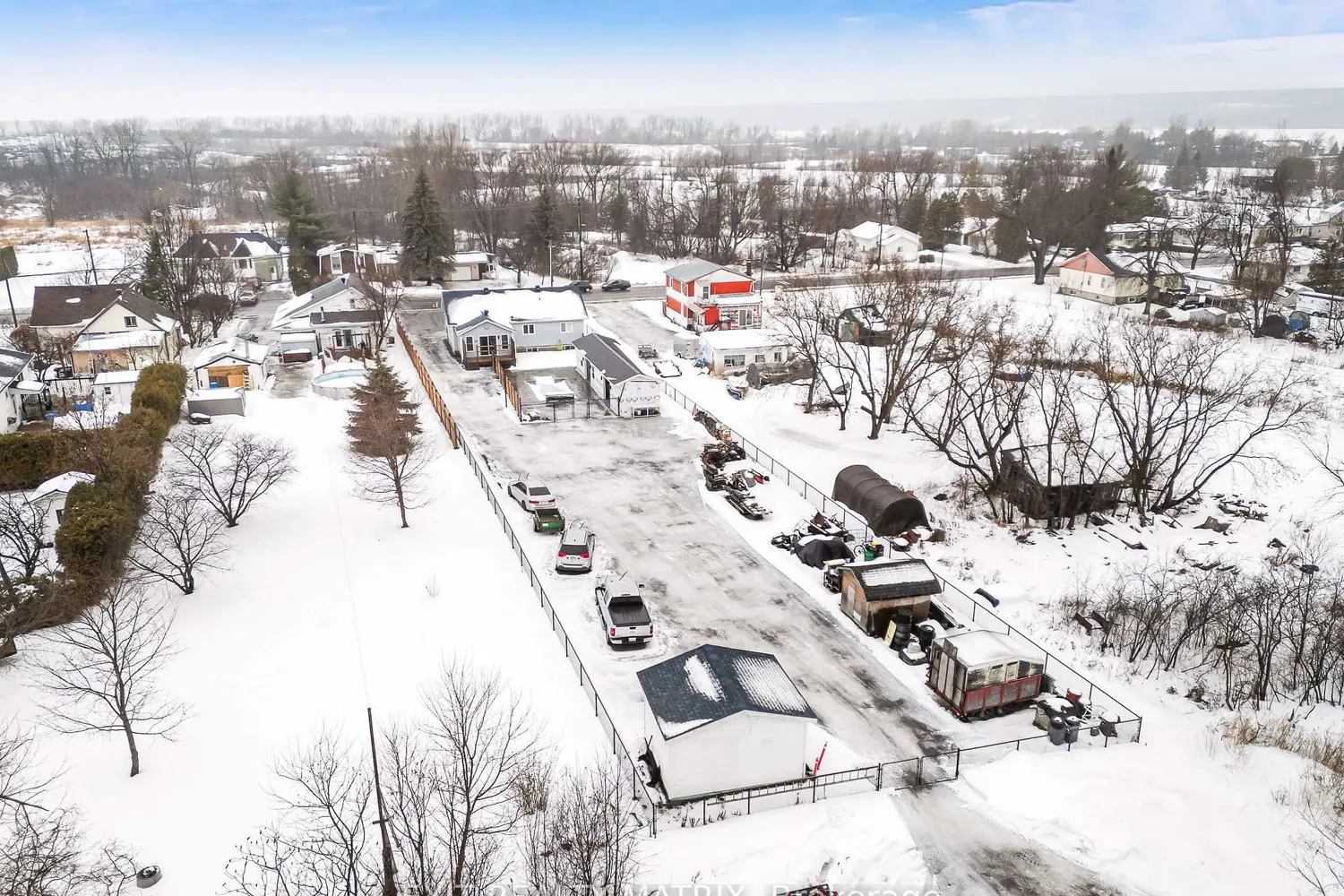 Additional image 17 of 213 Longueuil Street