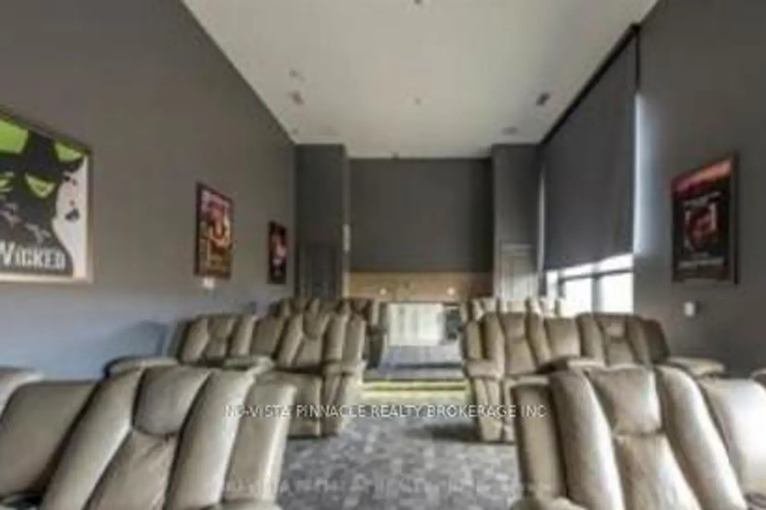 Additional image 19 of 240 Villagewalk Boulevard 813