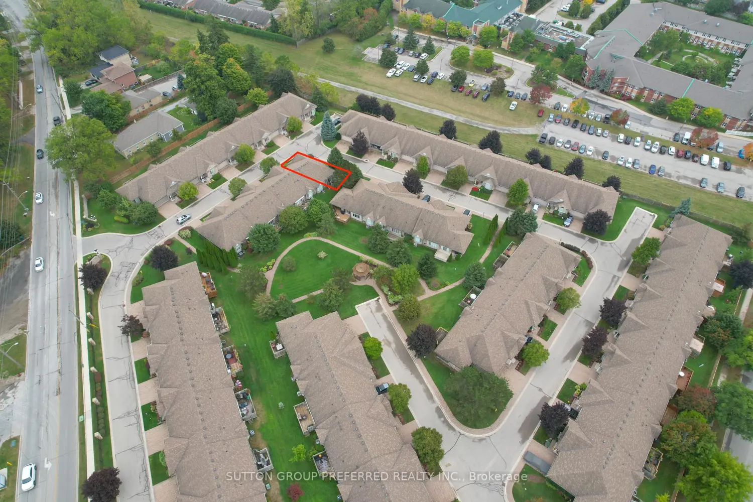 Additional image 5 of 800 Commissioners Road 12