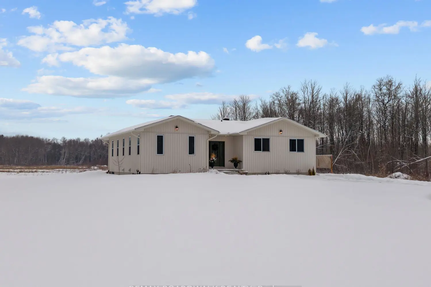 1606 Pittston Road photo 2