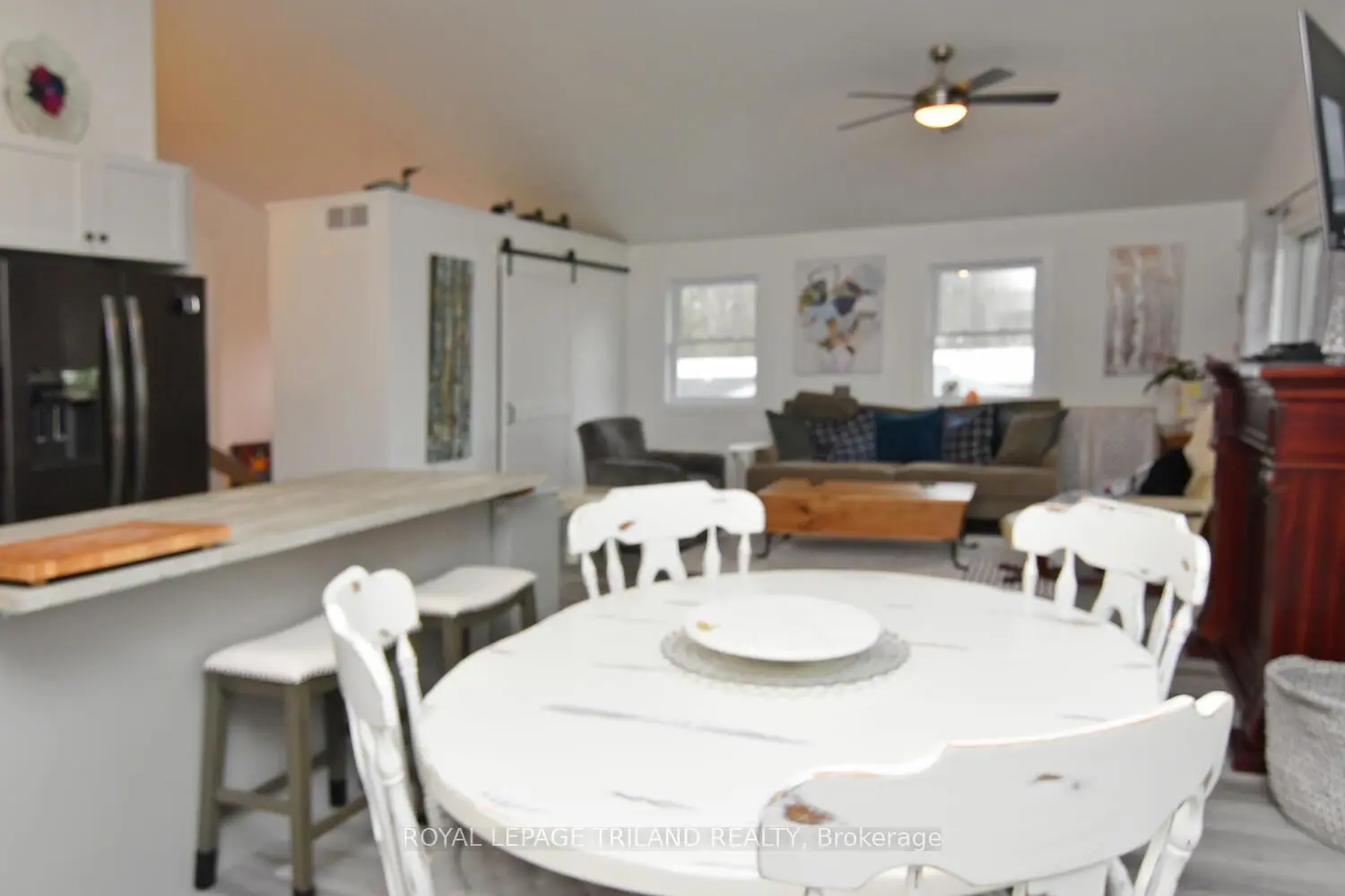 Additional image 5 of 9904 Lake Road