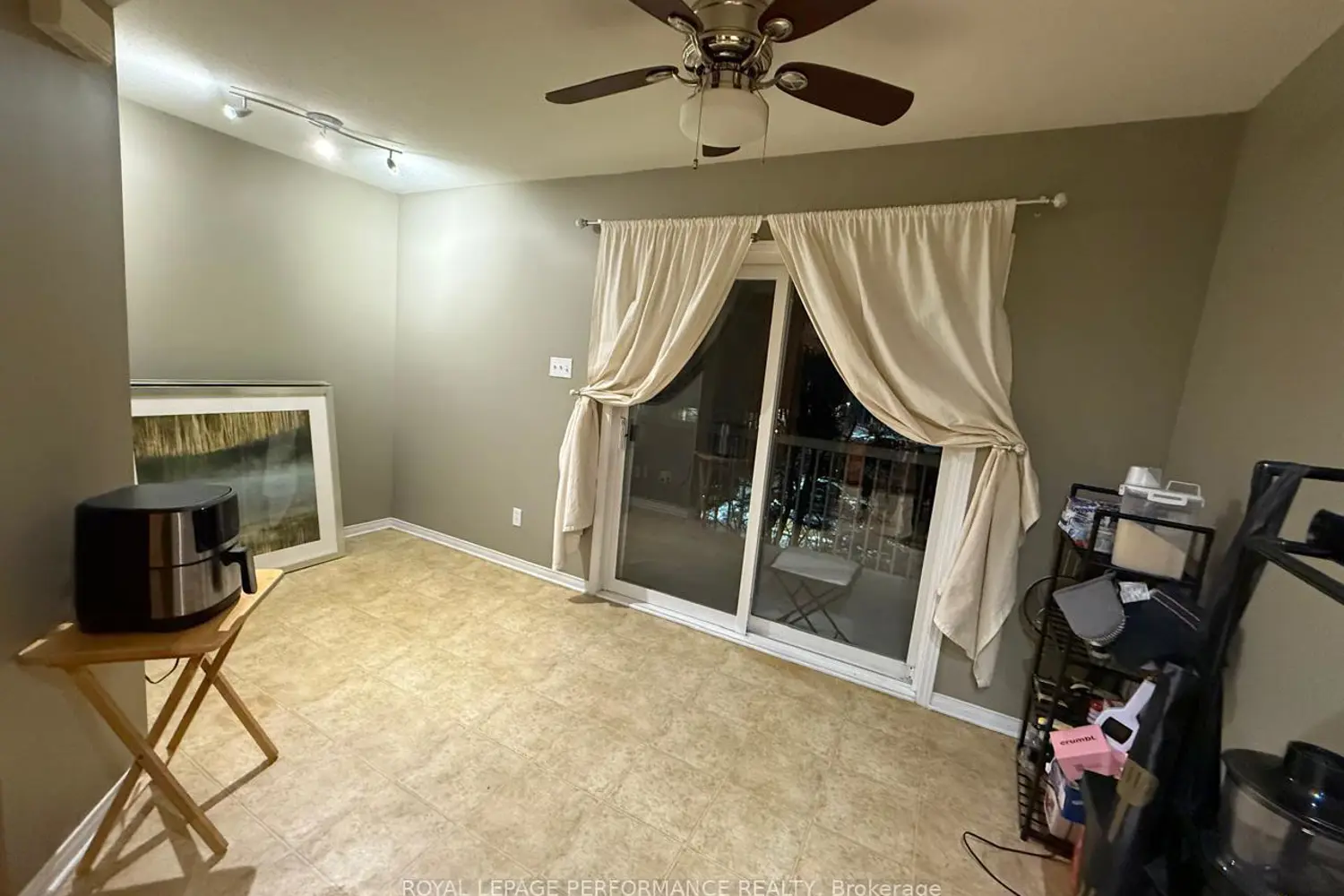 Additional image 16 of 390 Crownridge Drive