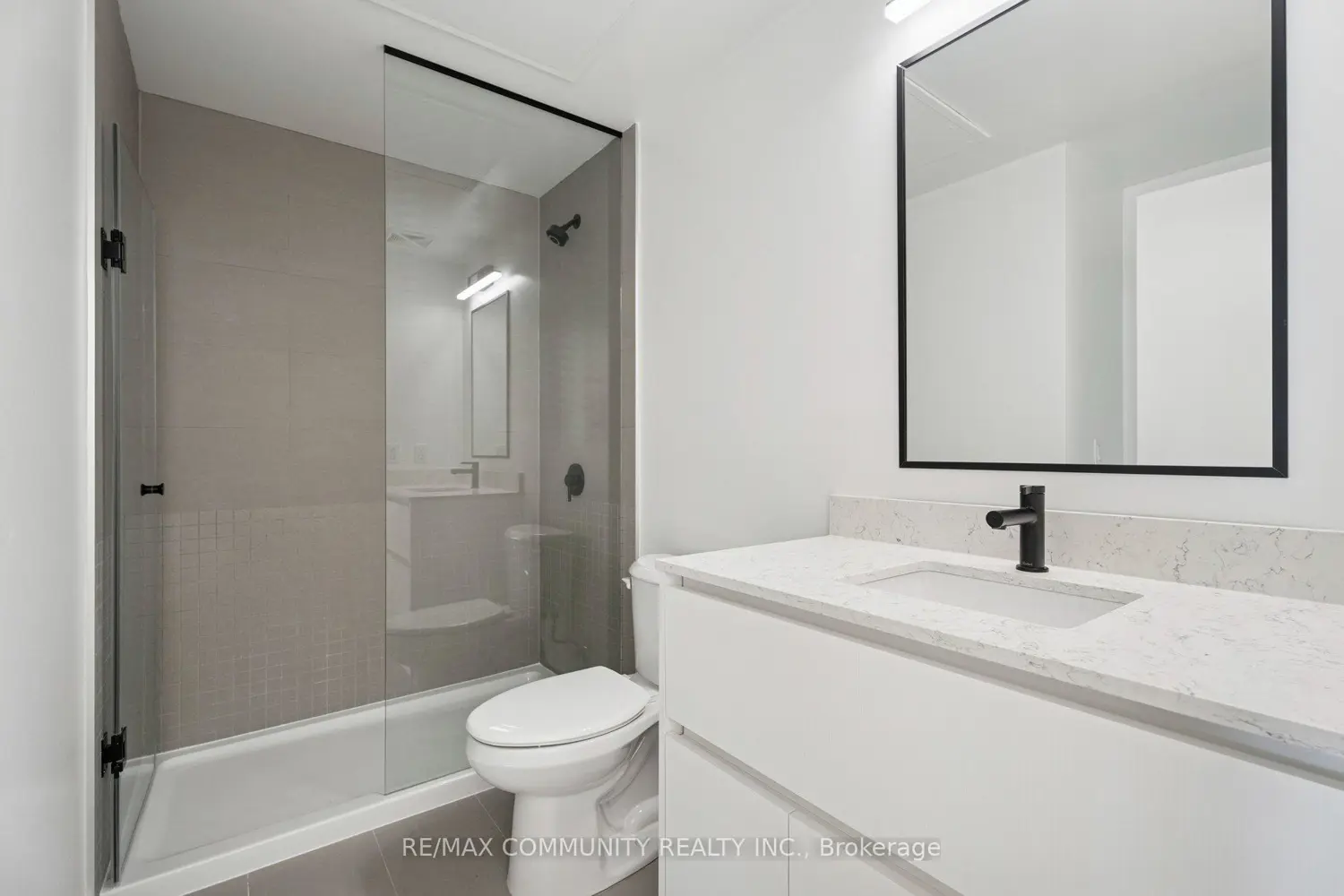 Additional image 11 of 31 Huron Street 415