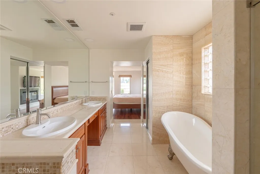 Additional image 11 of 49 W La Sierra Drive, Arcadia, CA 91007