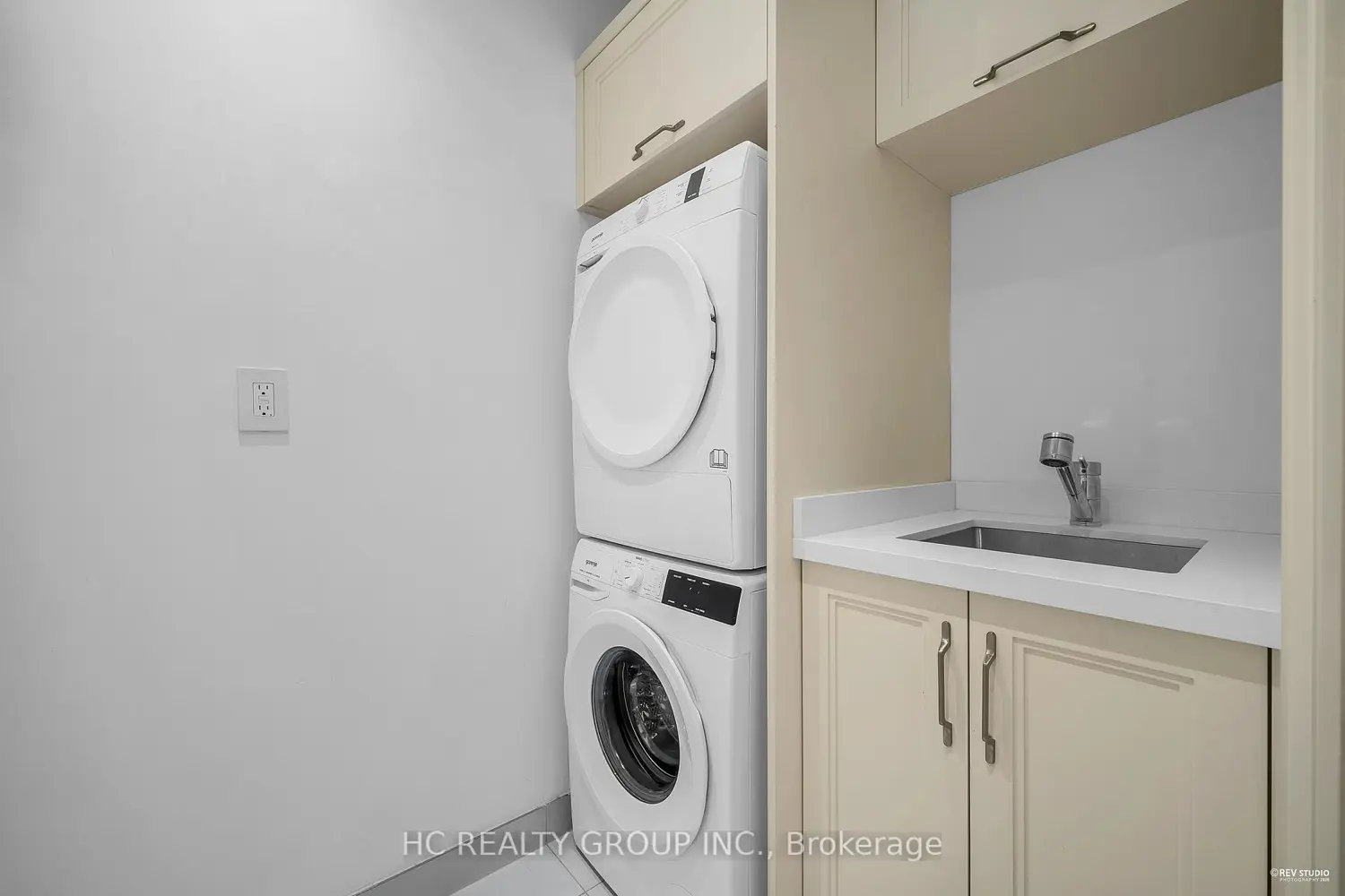 Additional image 10 of 92 Glen Rush Boulevard