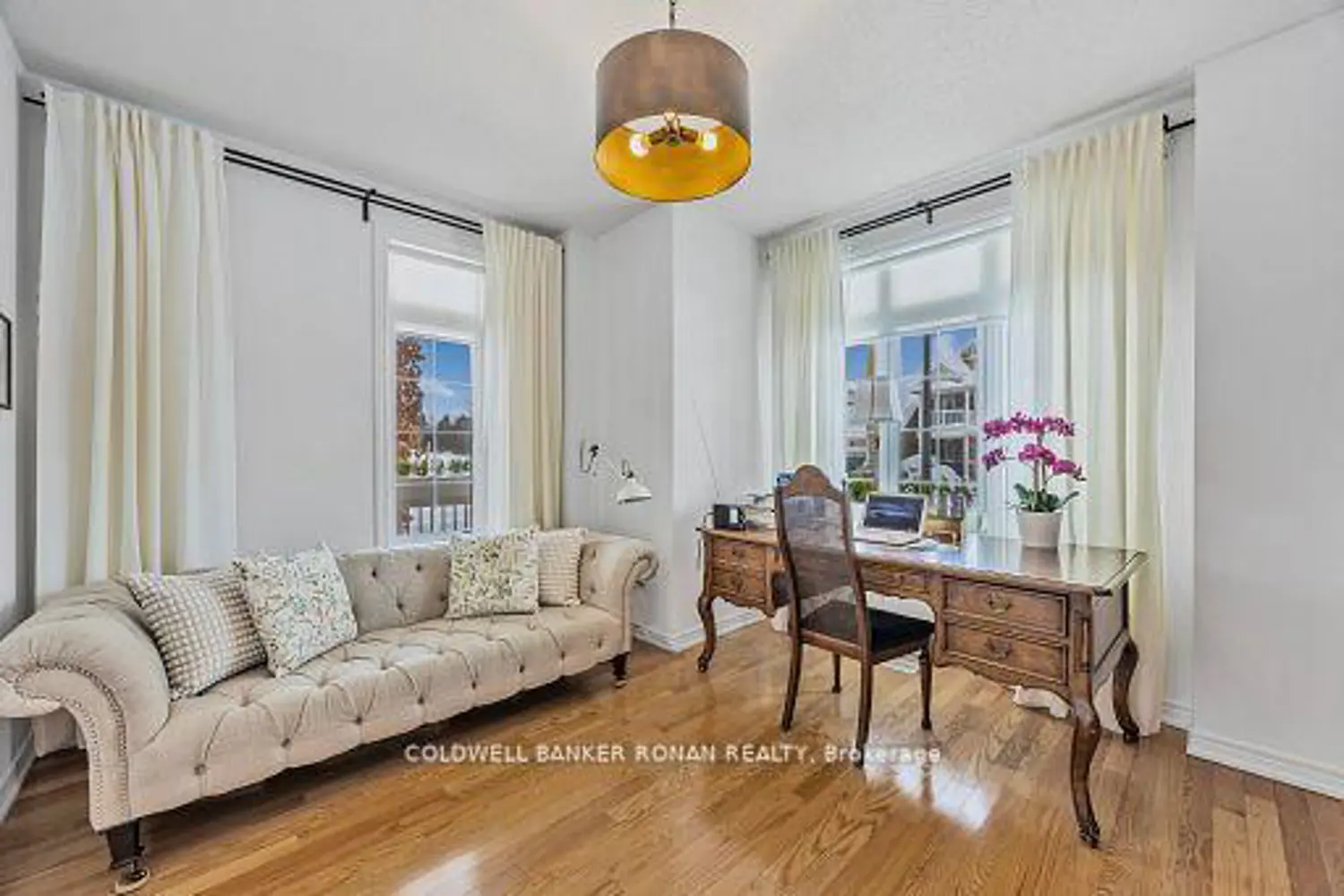 71 Cauthers Crescent photo 5
