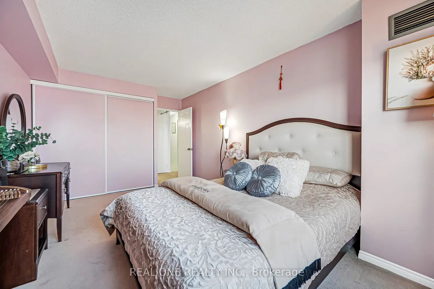 Additional image 17 of 410 Mclevin Avenue 1612