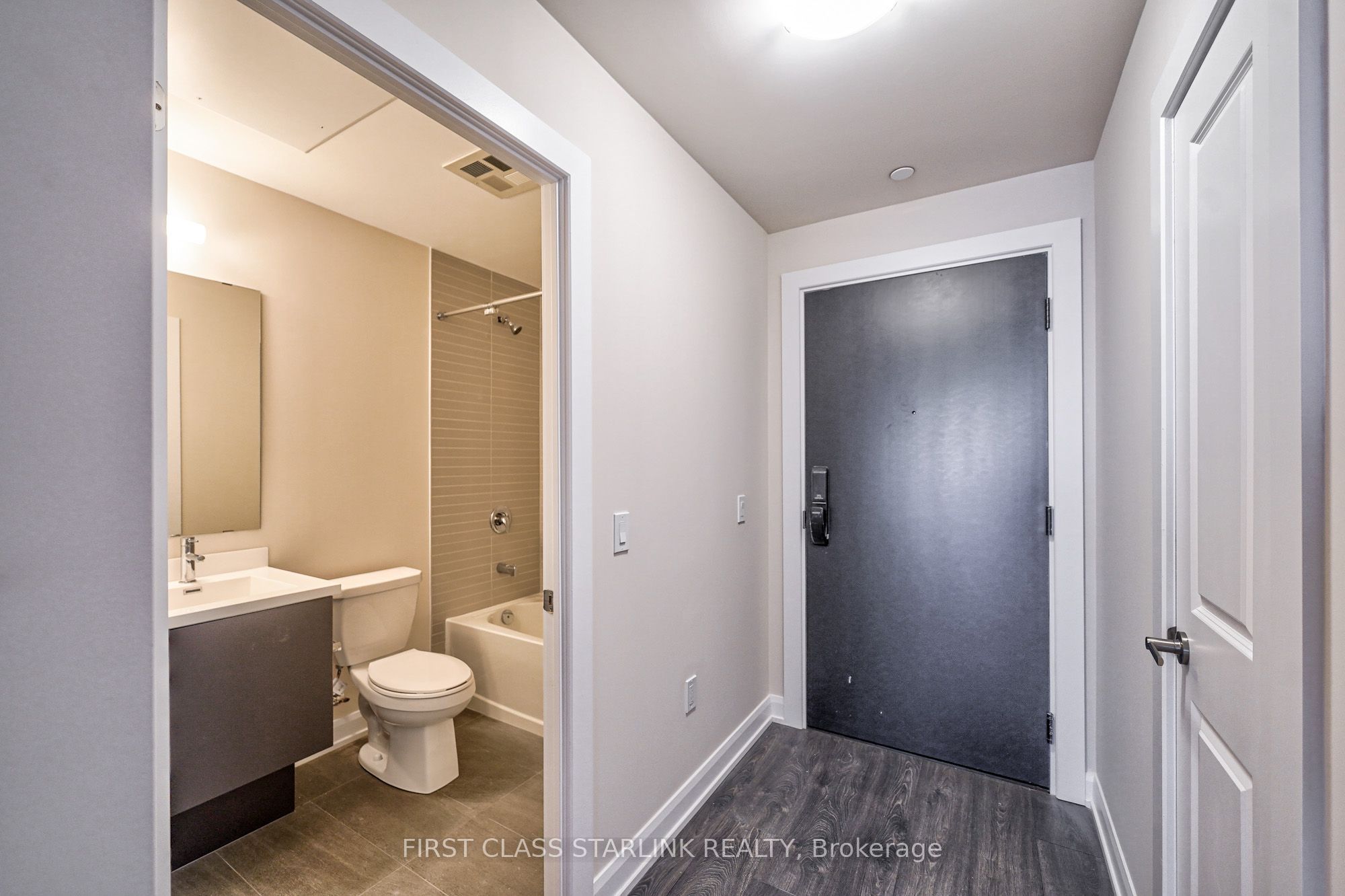 Additional image 6 of 308-3220 William Coltson Avenue, Oakville, ON, L6H 7C2