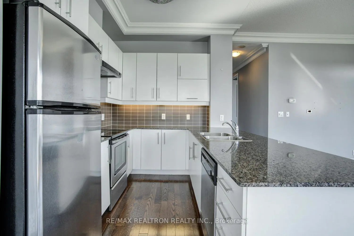 Additional image 11 of 253 South Park Road Ph#2