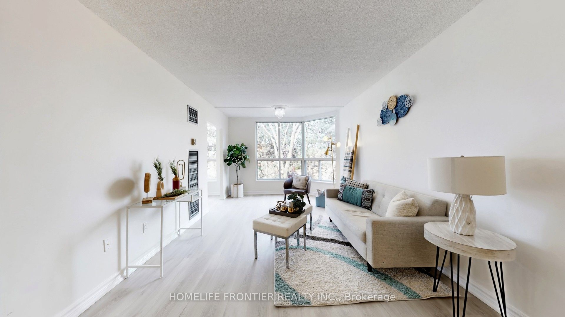 306-9 Chalmers Road, Richmond Hill, ON, L4B 3N3