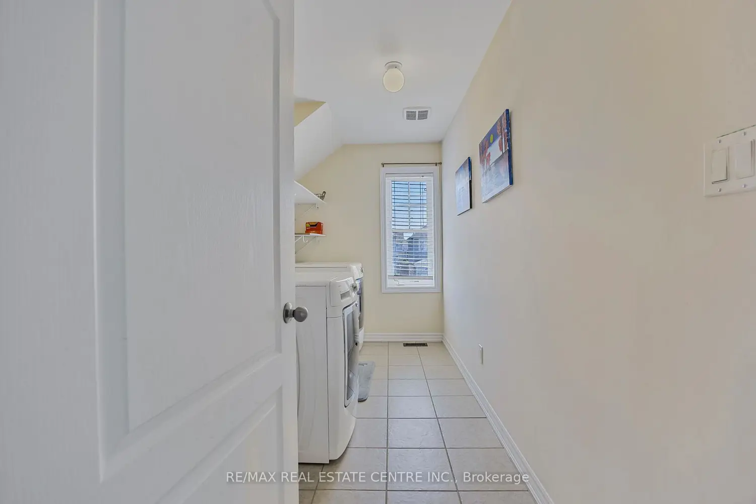 Additional image 12 of 904 O'reilly Crescent