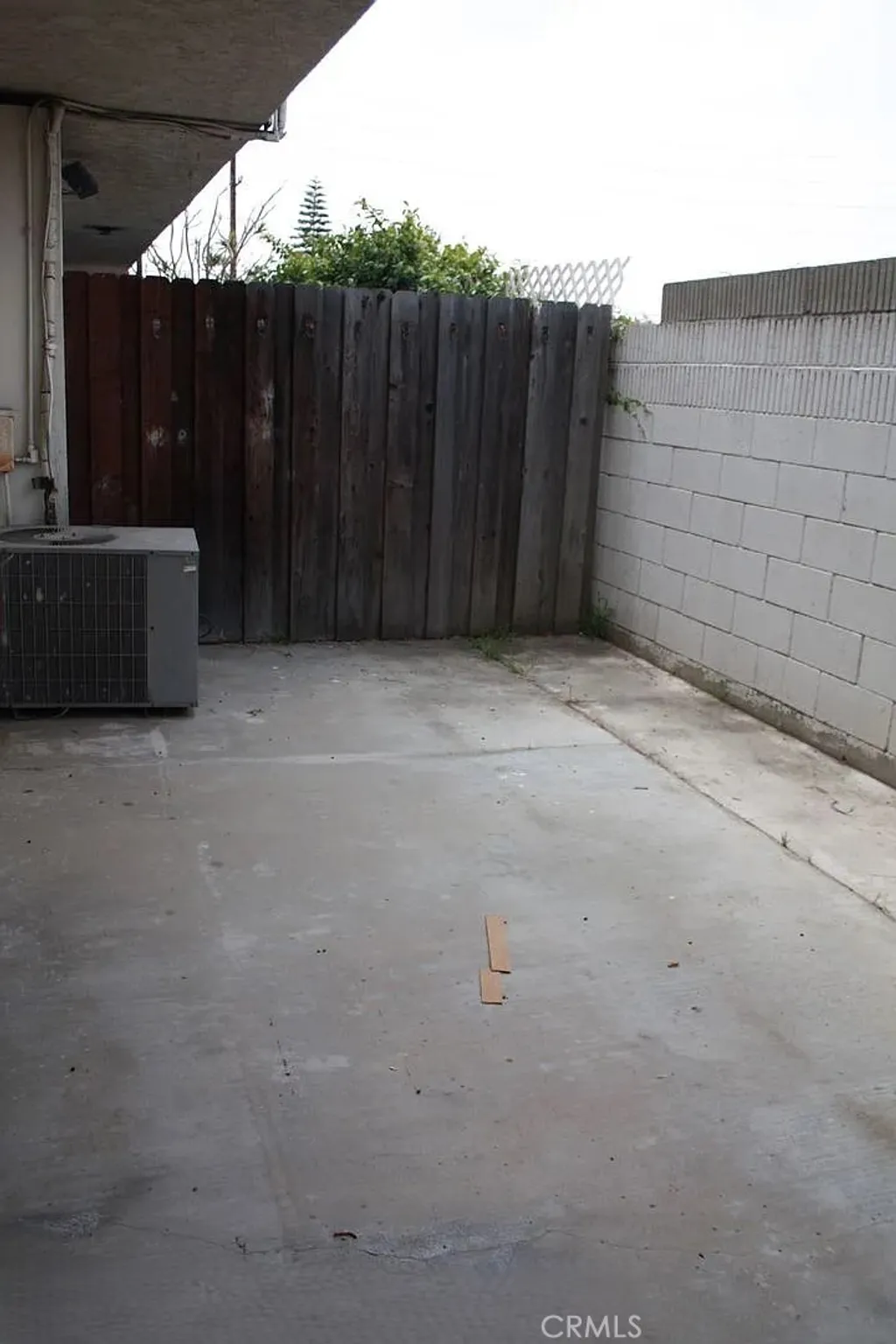 Additional image 12 of 1501 E Carson St Unit 7, Carson, CA 90745