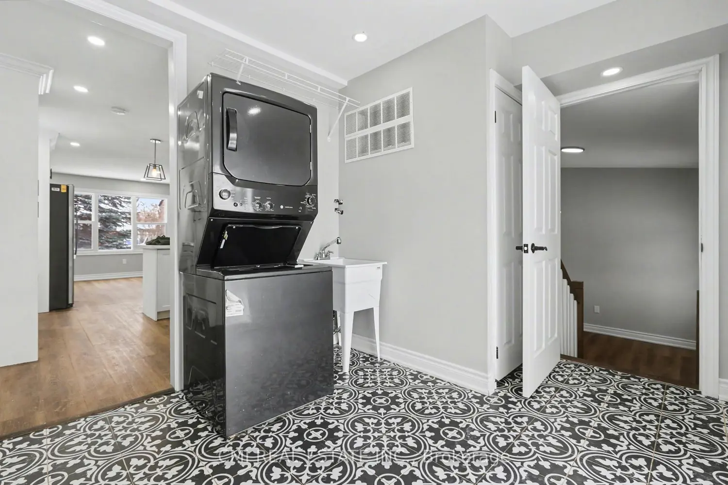 Additional image 19 of 1226 Wigle Avenue