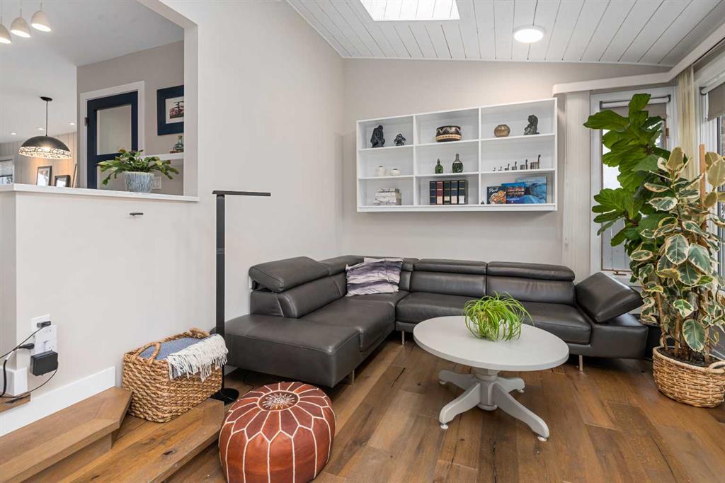 Additional image 6 of 5689 Brenner Crescent NW, Calgary, AB, T2L 1Z3