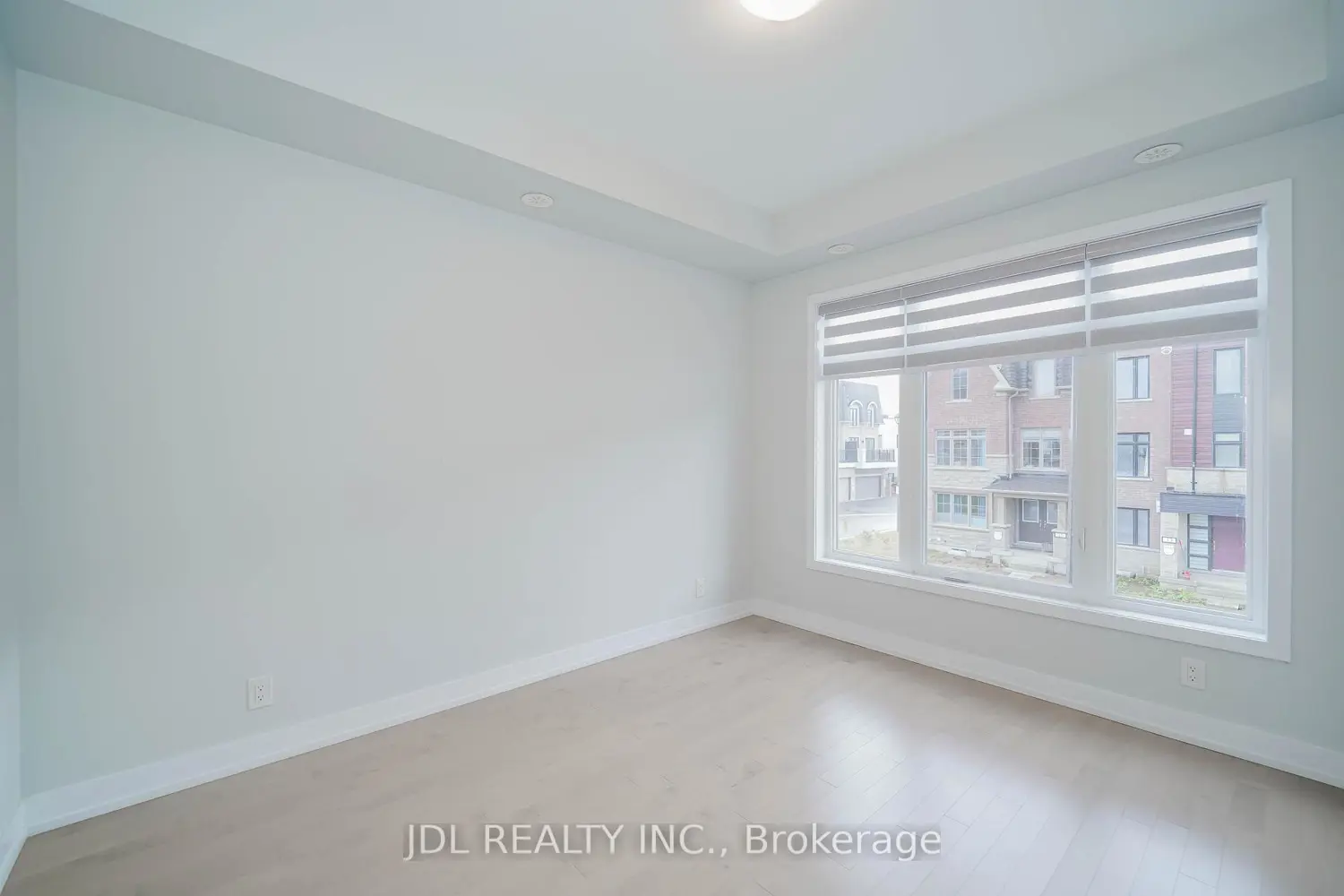 Additional image 3 of 32 Guardhouse Crescent