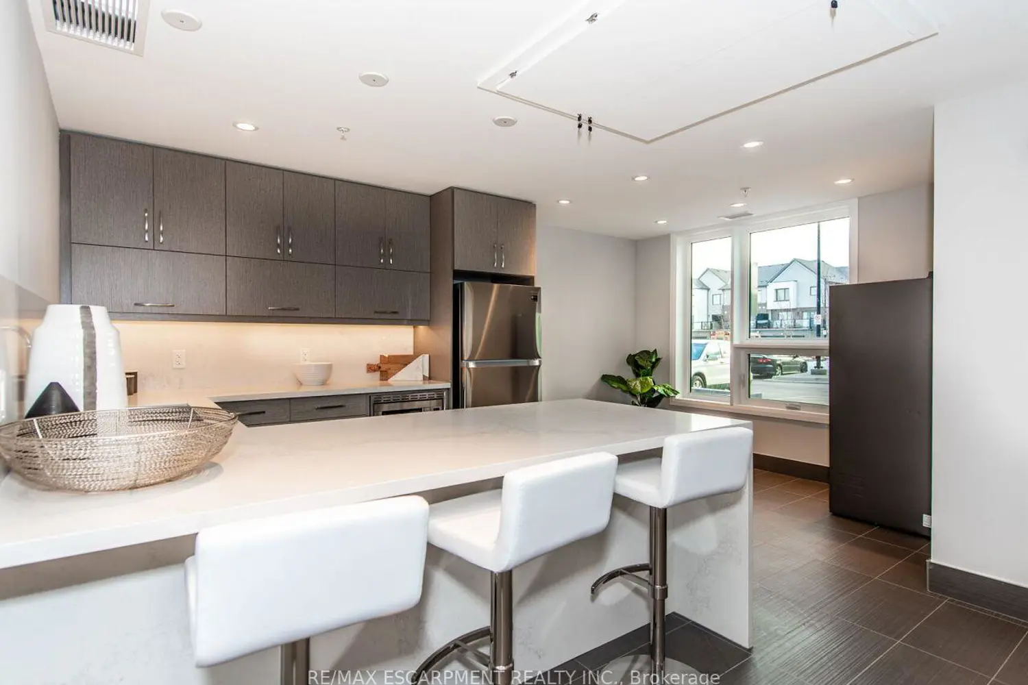 Additional image 19 of 1105 Leger Way 412