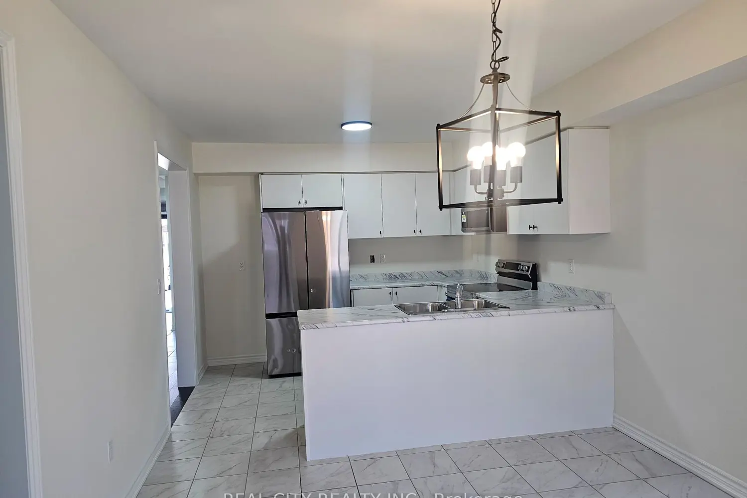 Additional image 19 of 5 Heather Fullerton Road