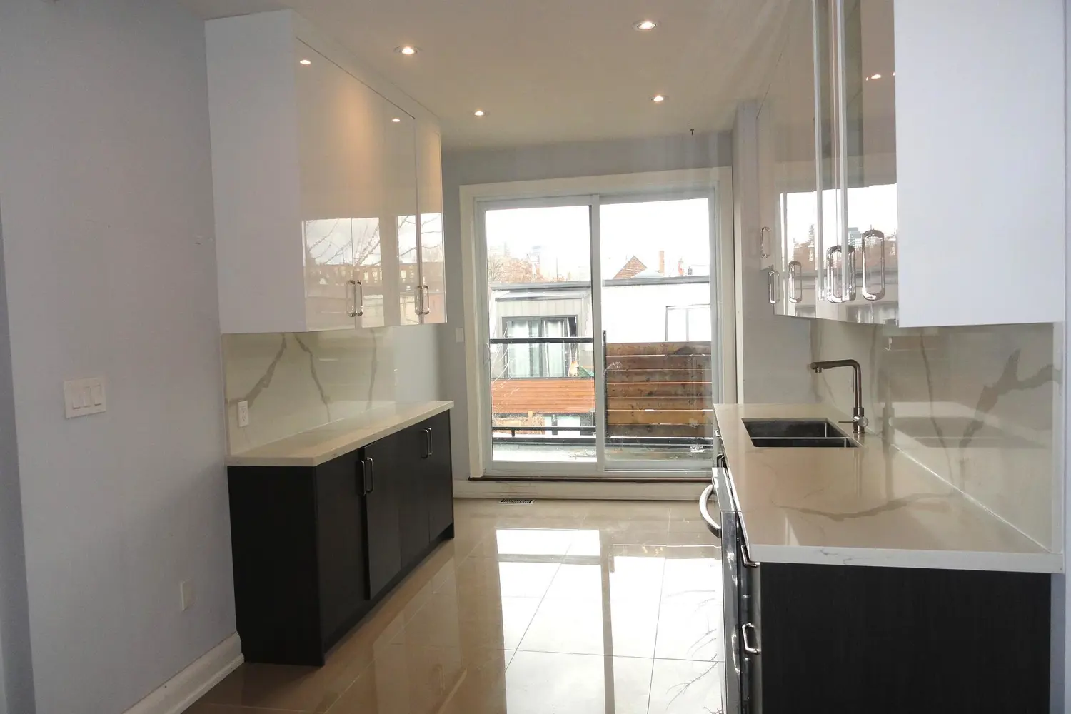 Additional image 17 of 33 Edwin Avenue