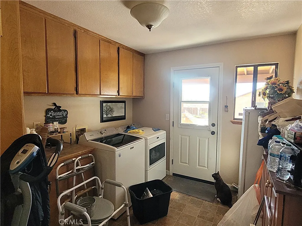 Additional image 16 of 23677 Cahuilla Rd, Apple Valley, CA 92307