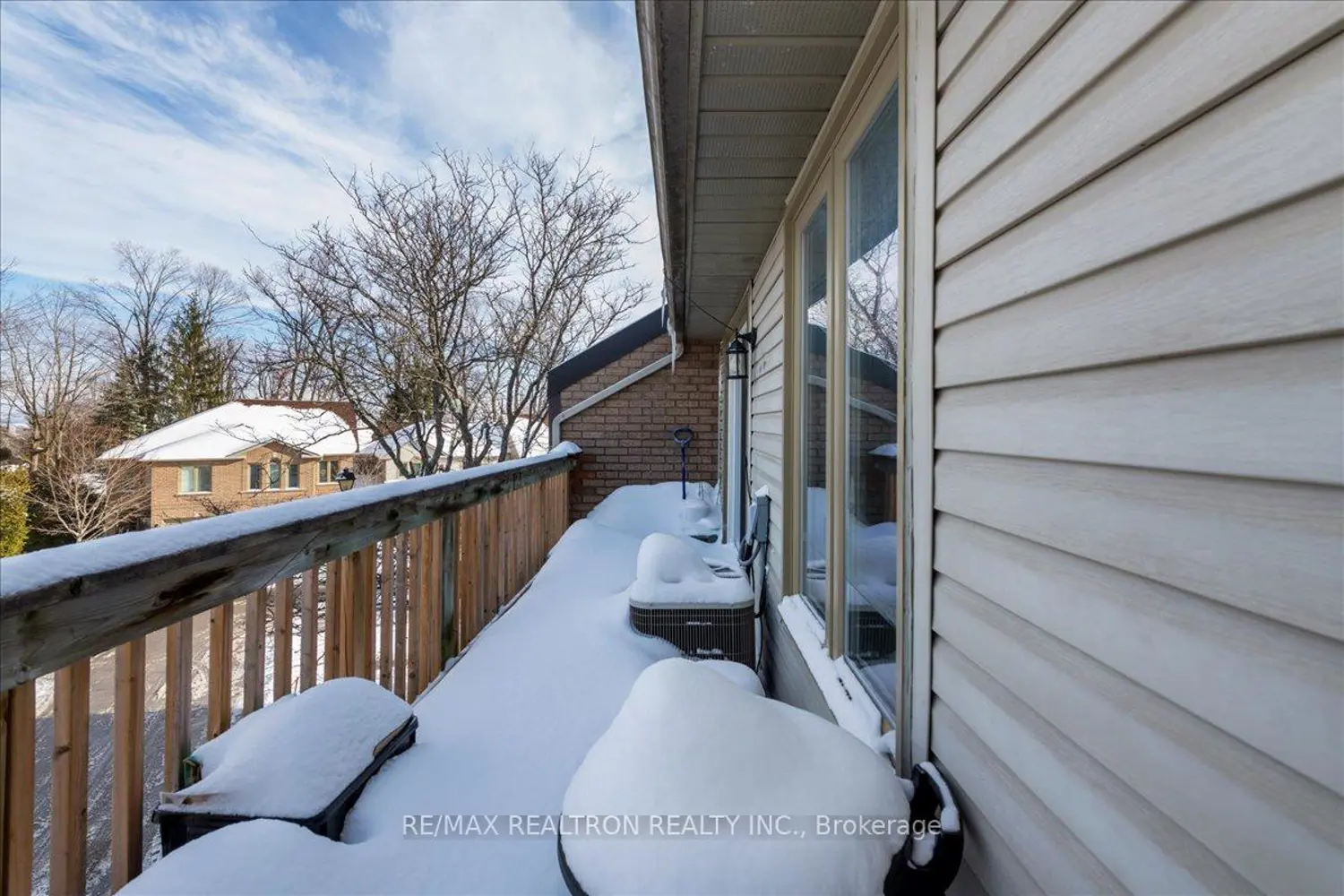 Additional image 7 of 492 Laclie Street 302