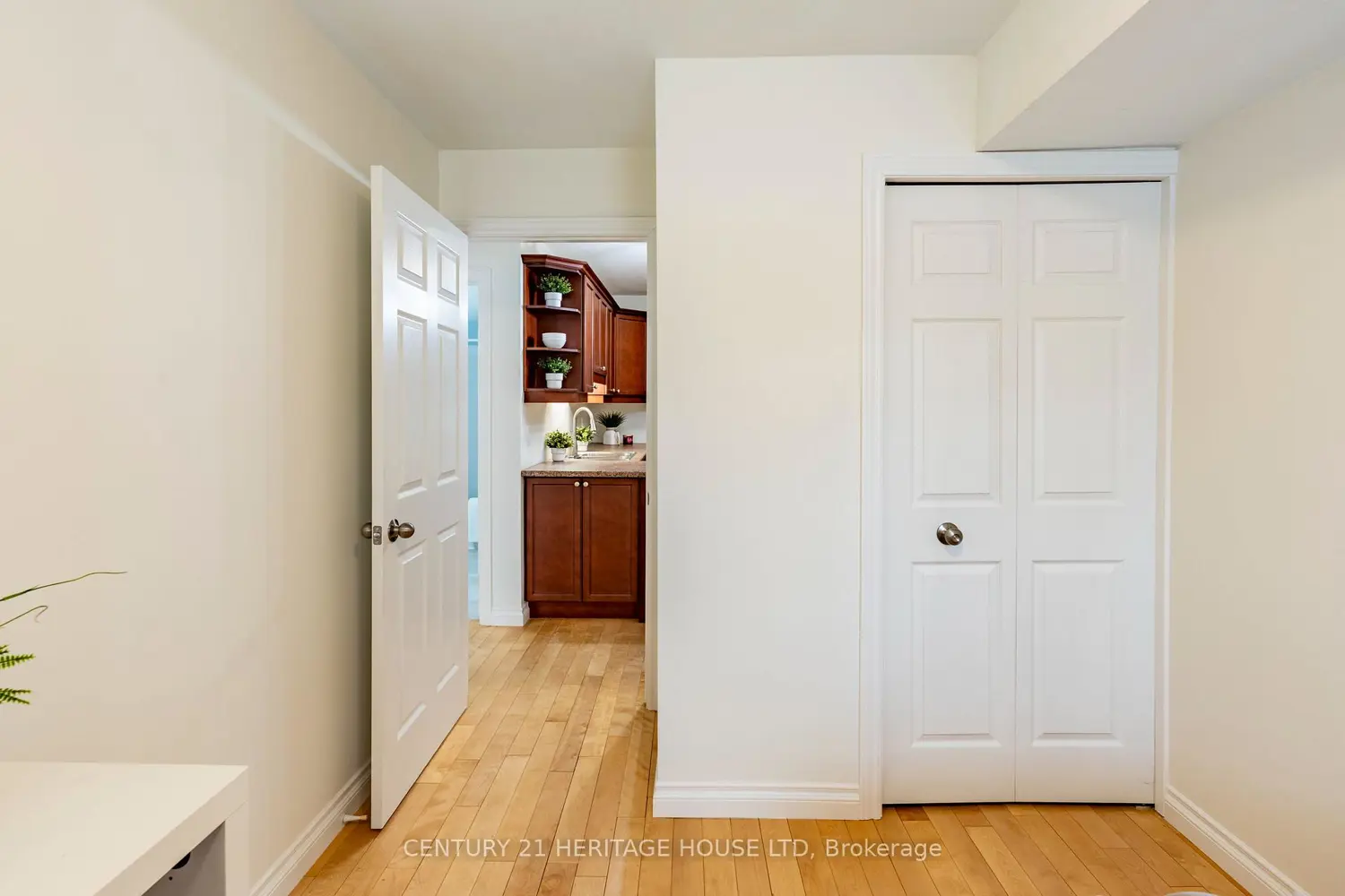 Additional image 17 of 15 Hofstetter Avenue 208