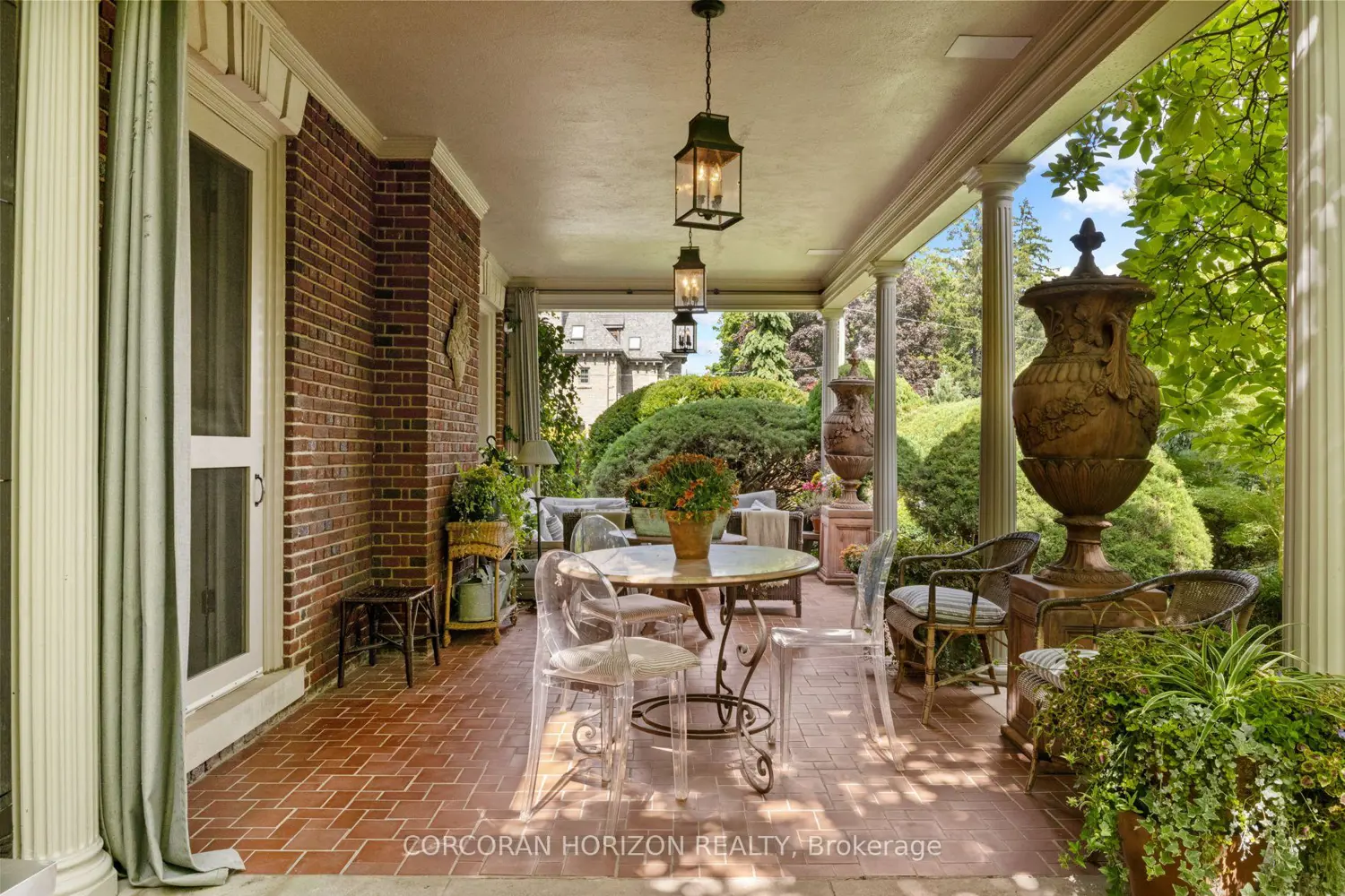 Additional image 18 of 33 Salisbury Avenue