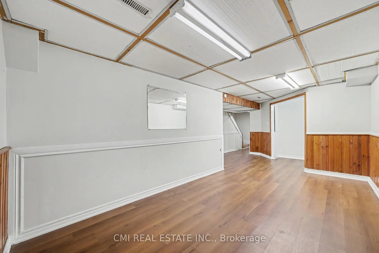 Additional image 13 of 993 Lucerne Crescent