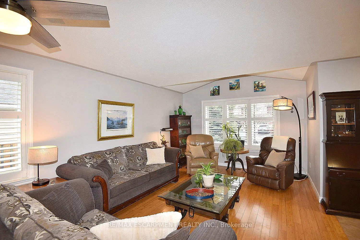 Additional image 3 of 34 Davis Street