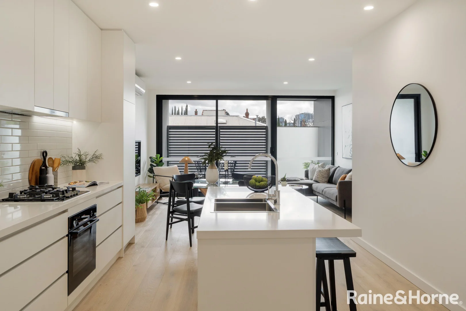 Additional image 5 of 4/77 Hyde Street, Footscray VIC 3011