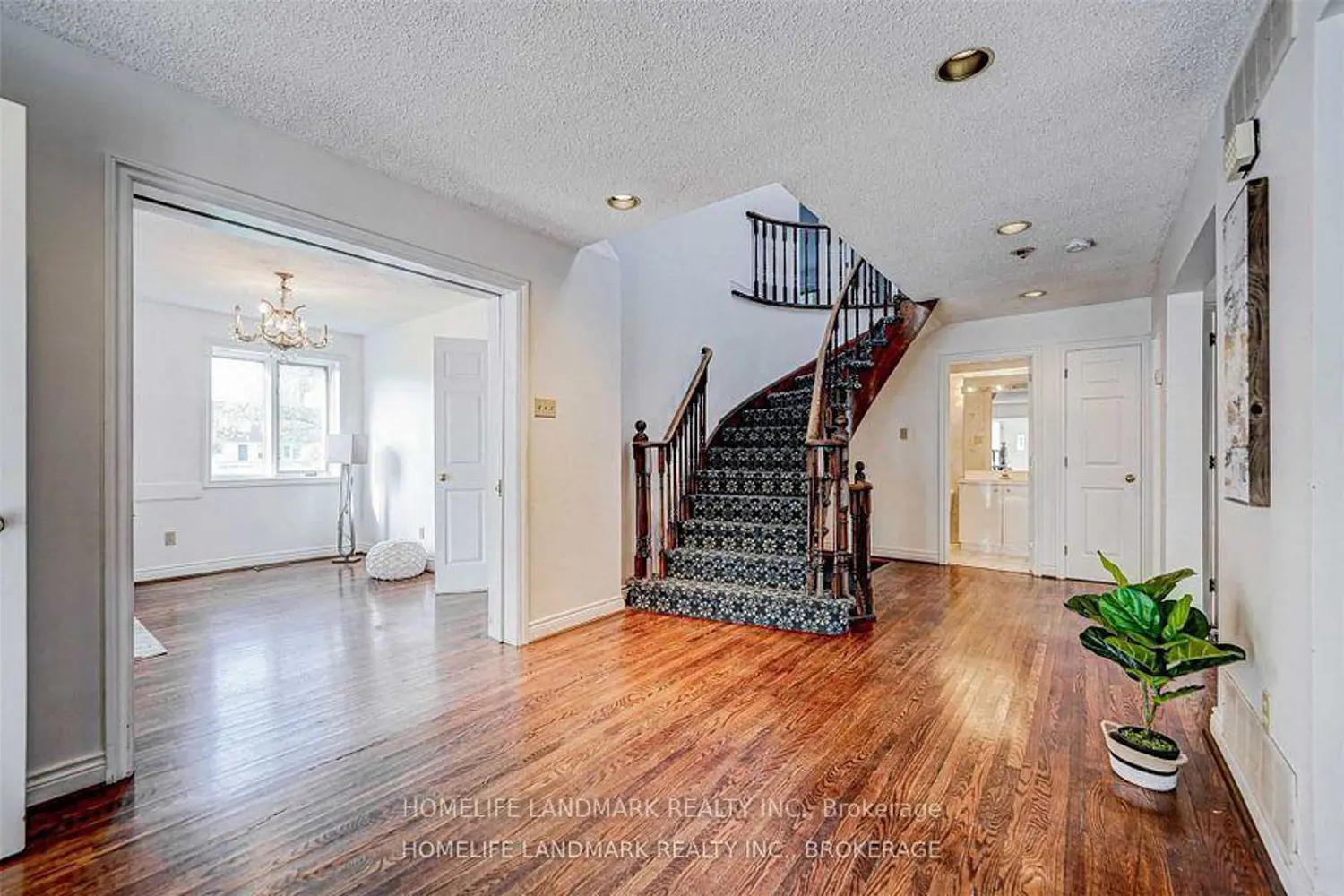 Additional image 8 of 44 Frontenac Avenue