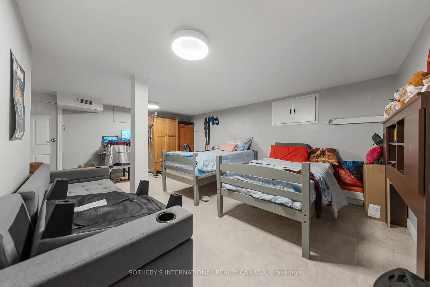 Additional image 14 of 15 Grantham Avenue