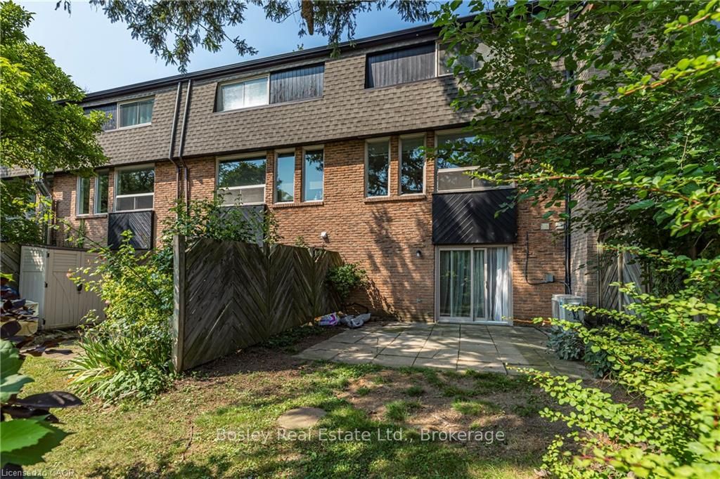 Additional image 5 of 9-1967 Main Street W, Hamilton, ON, L8S 4P4