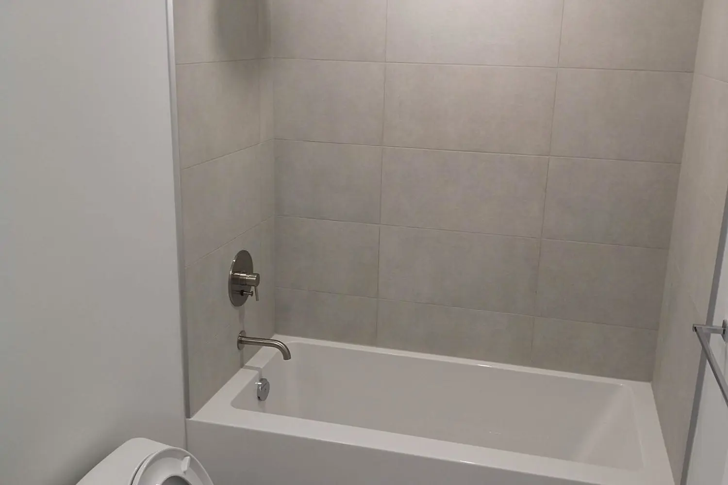 Additional image 11 of 2020 Bathurst Street 1611