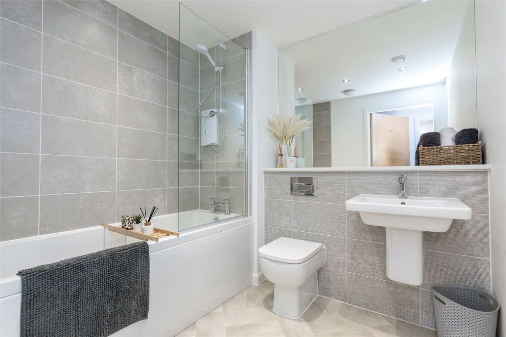 Additional image 4 of 2 bed flat for saleFlat 32 Aspire Residence, Union Grove, Aberdeen, Aberdeenshire AB10