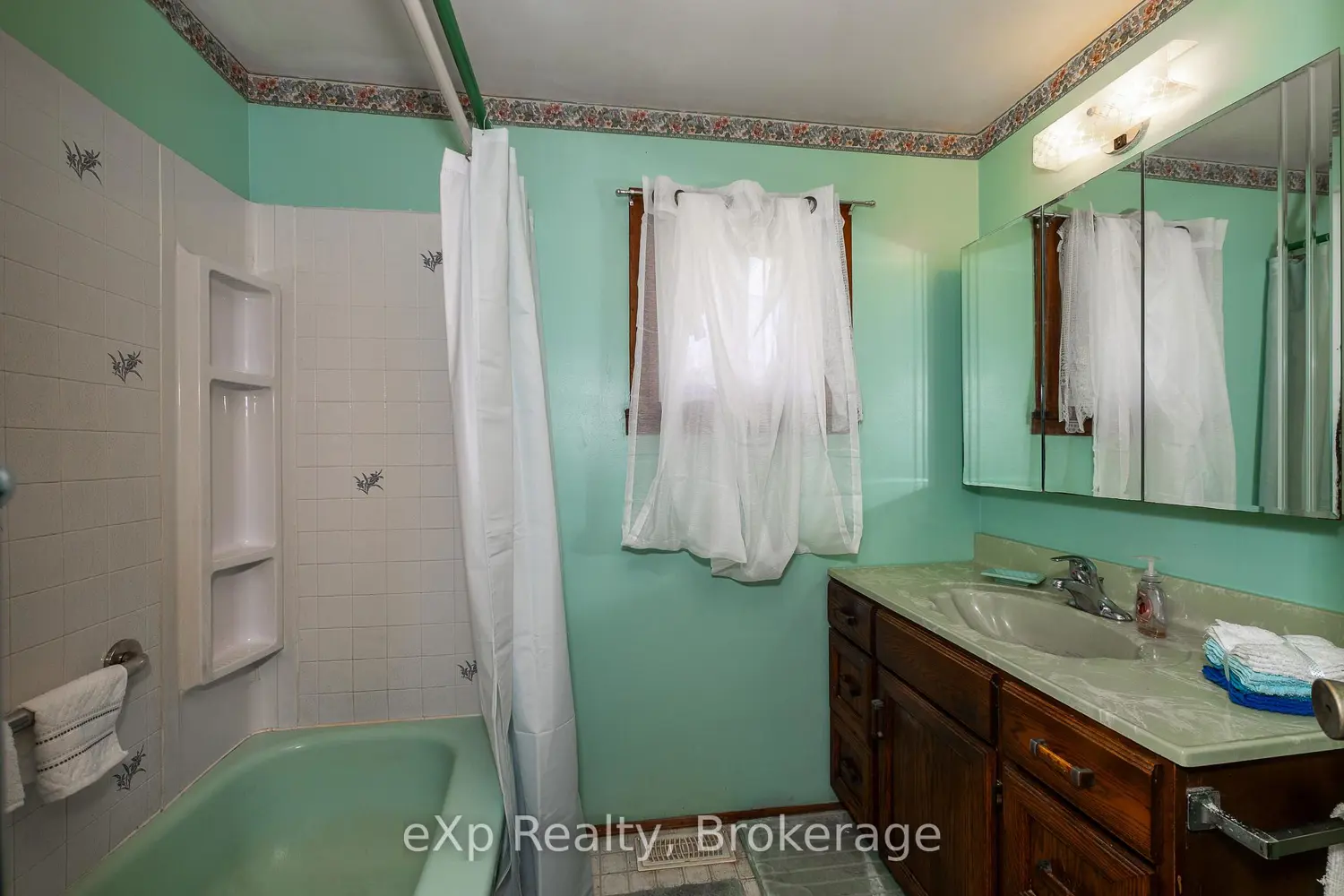 Additional image 10 of 873 14Th Street
