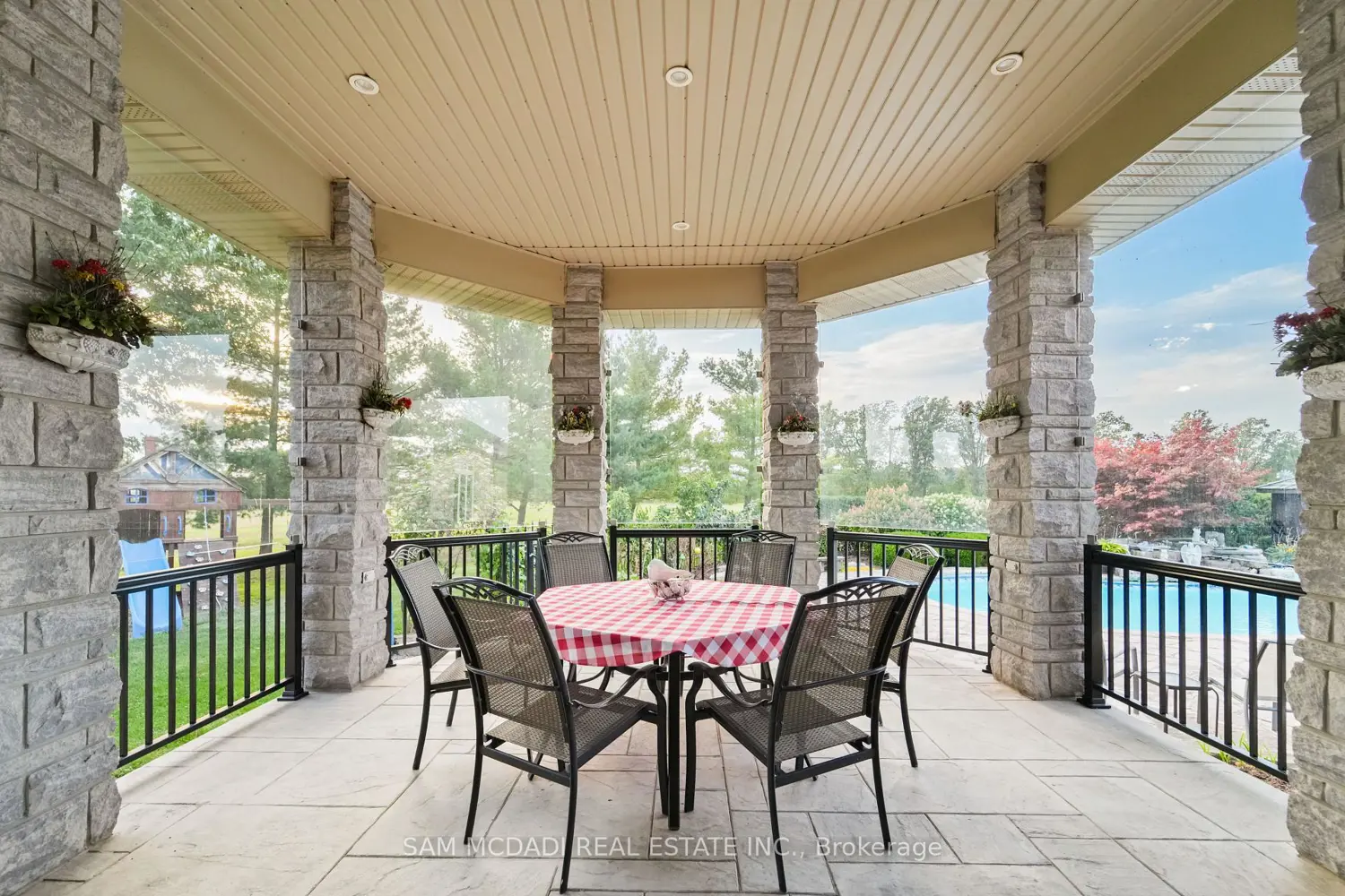 Additional image 19 of 5431 Appleby Line