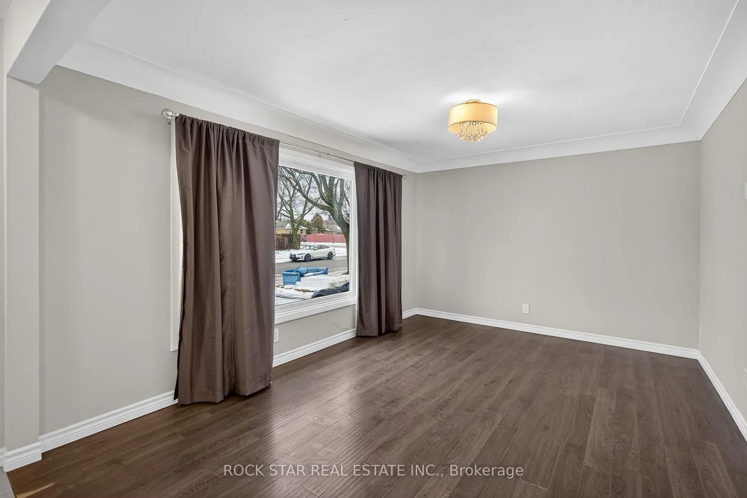 Additional image 6 of 399 East 15Th Street