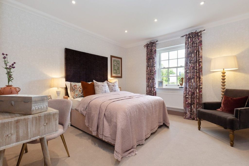 Additional image 10 of 5 bed detached house for saleFour Acre Drive, Houghton Conquest MK45