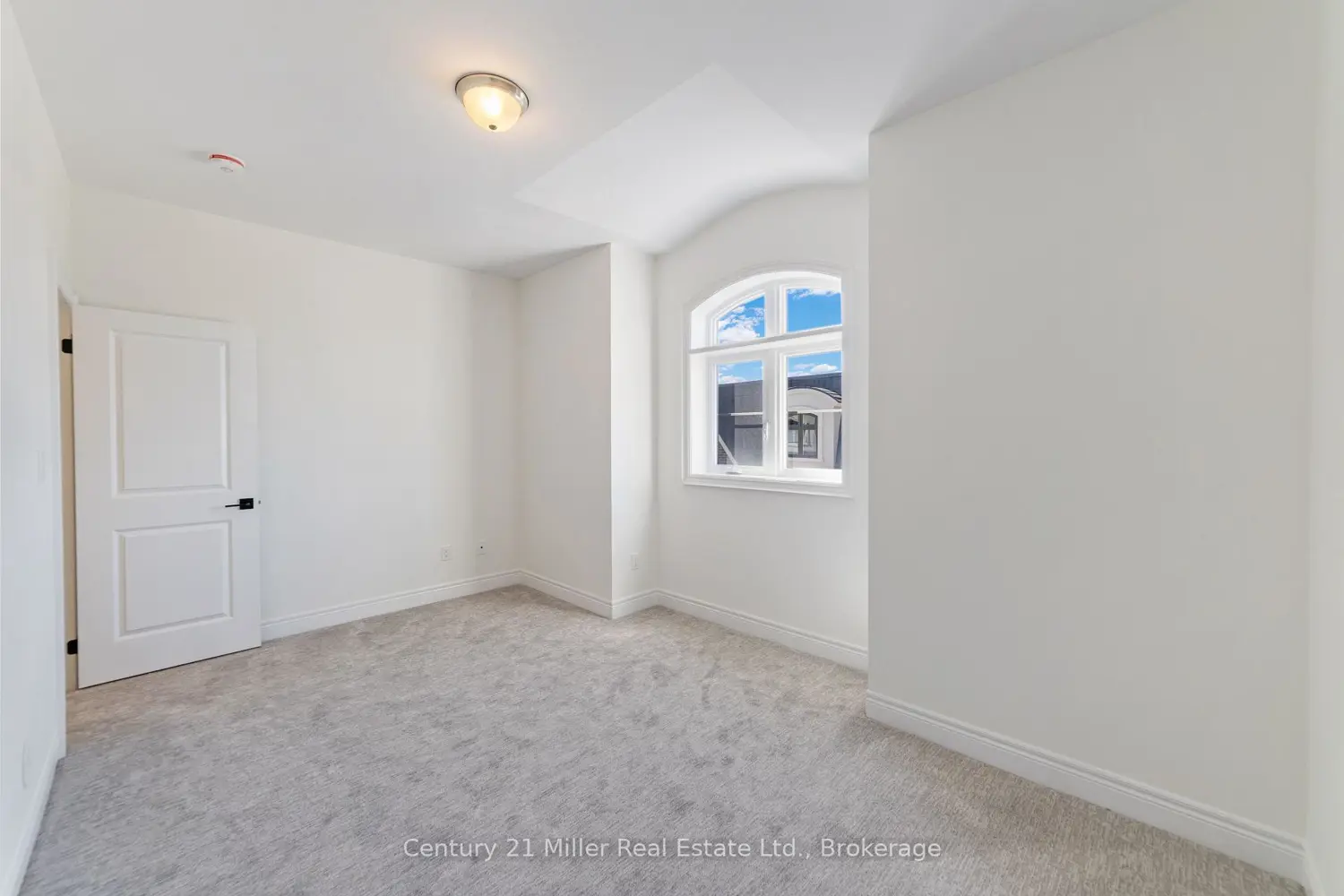 Additional image 20 of 260 Melody Common 36