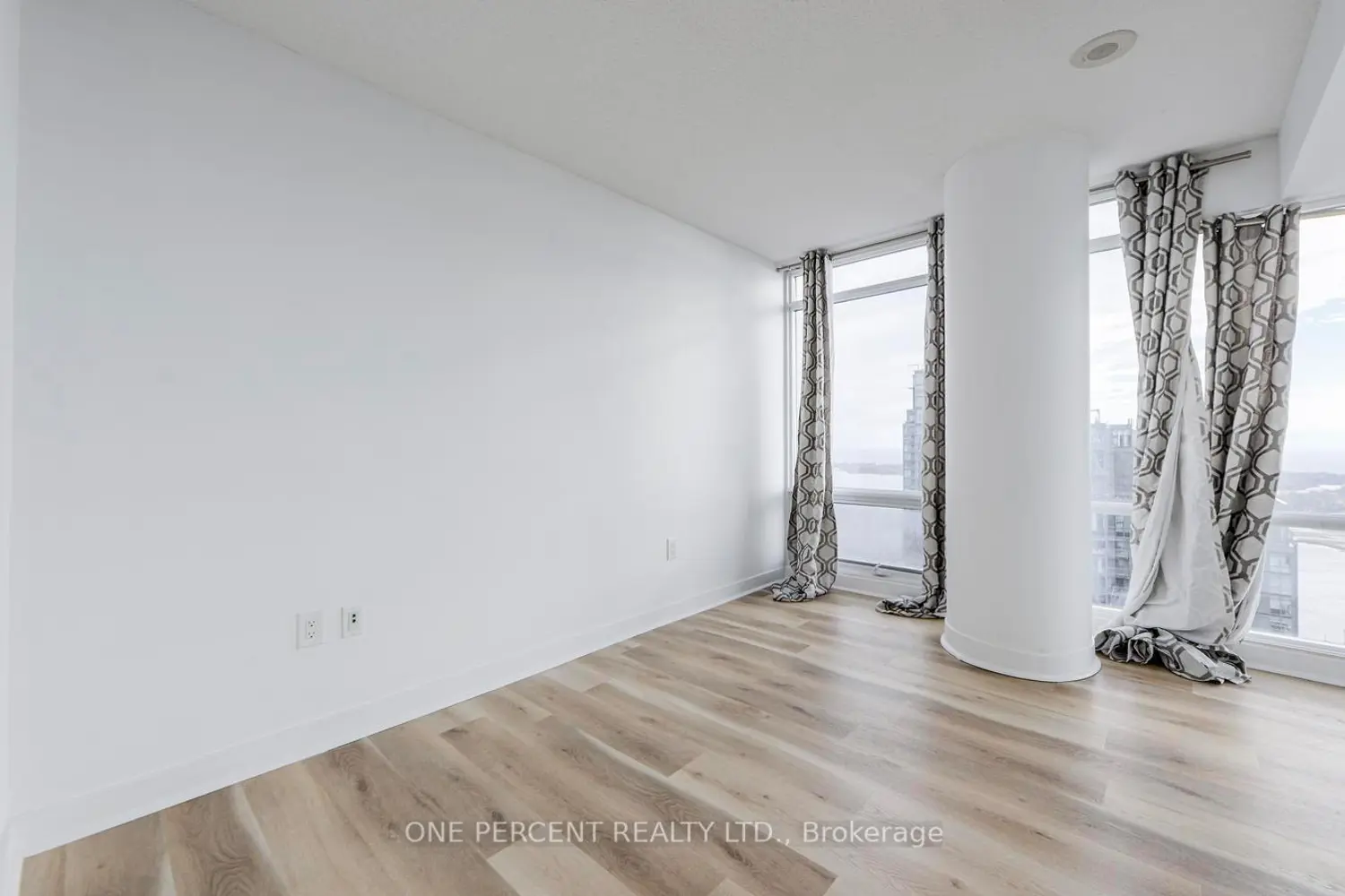 Additional image 13 of 25 Telegram Mews 5007