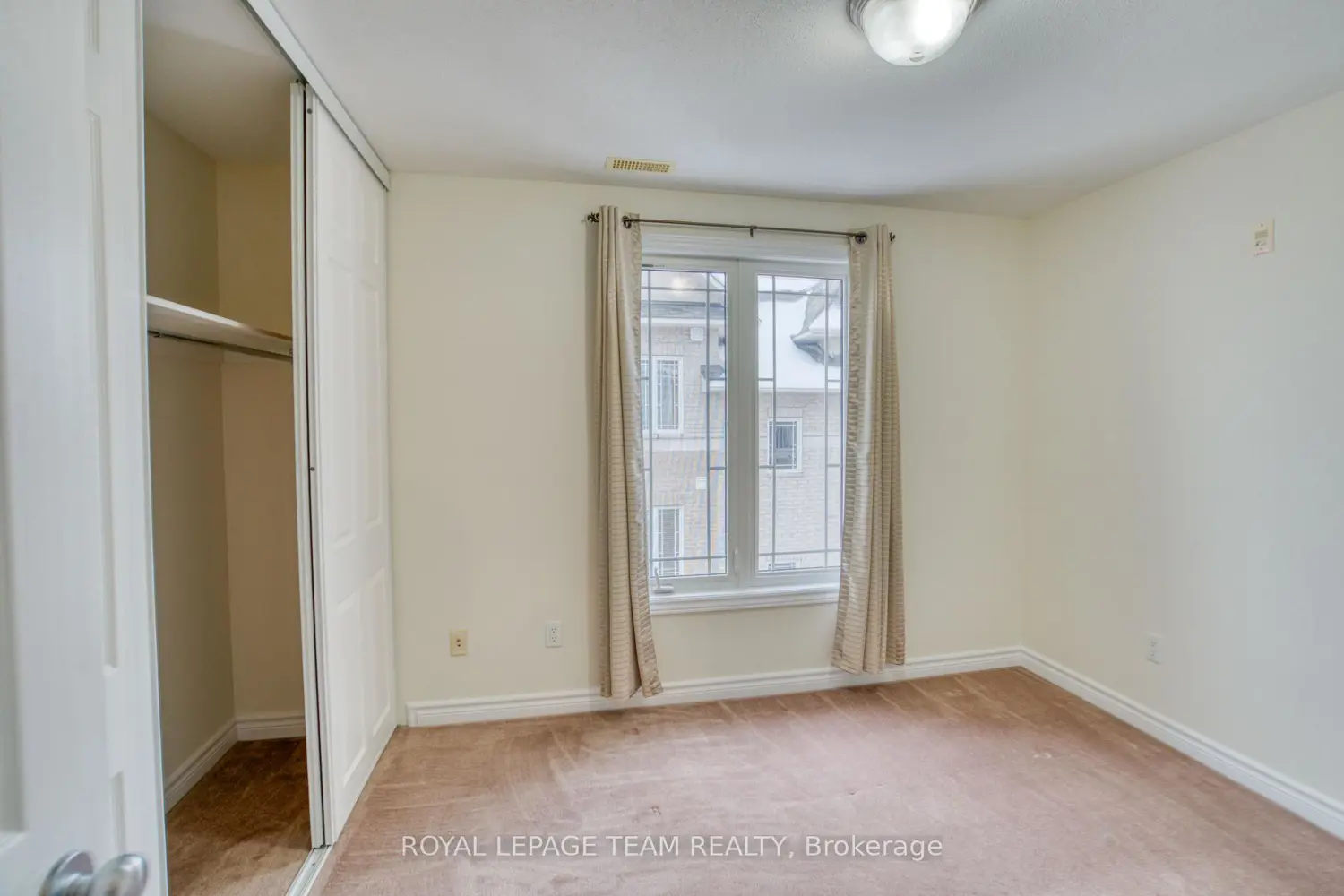 Additional image 16 of 176 Paseo Private 7