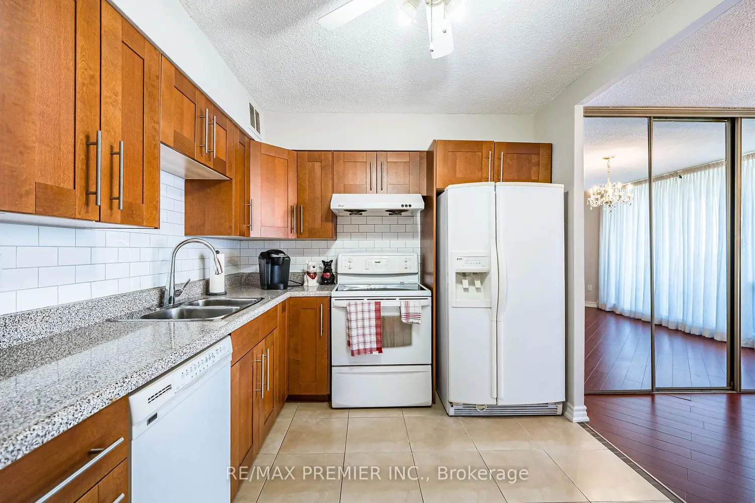 Additional image 13 of 75 Graydon Hall Drive 2308