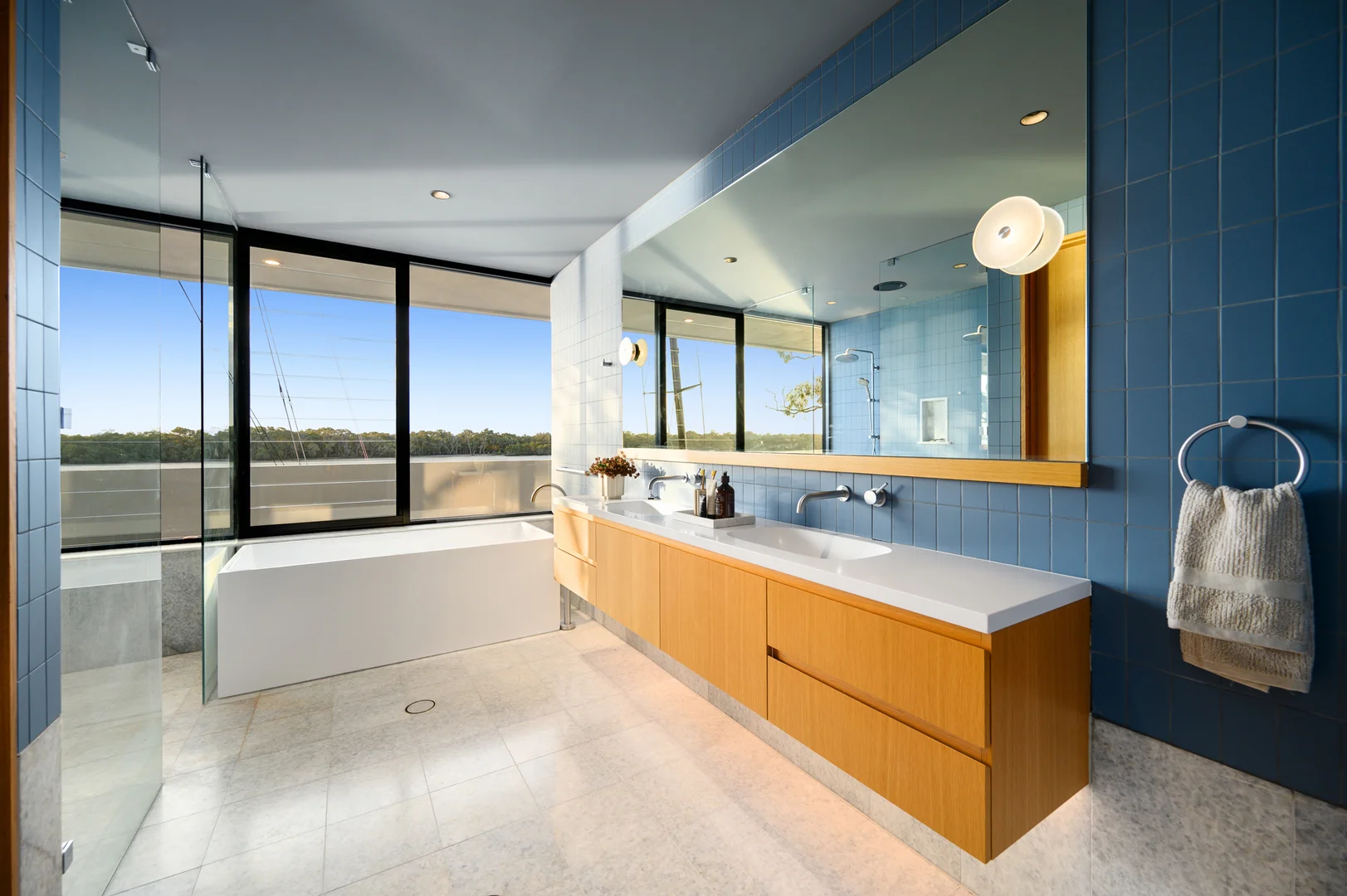 Additional image 22 of 2/2 Paradise Parade, Paradise Point QLD 4216