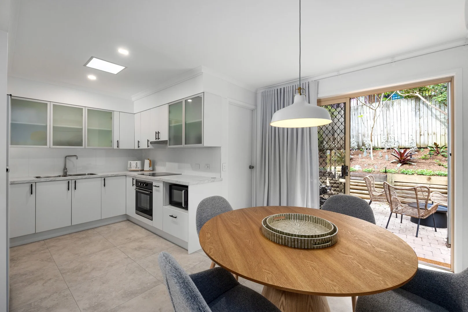Additional image 3 of 2/29 Bottlebrush Avenue, Noosa Heads QLD 4567