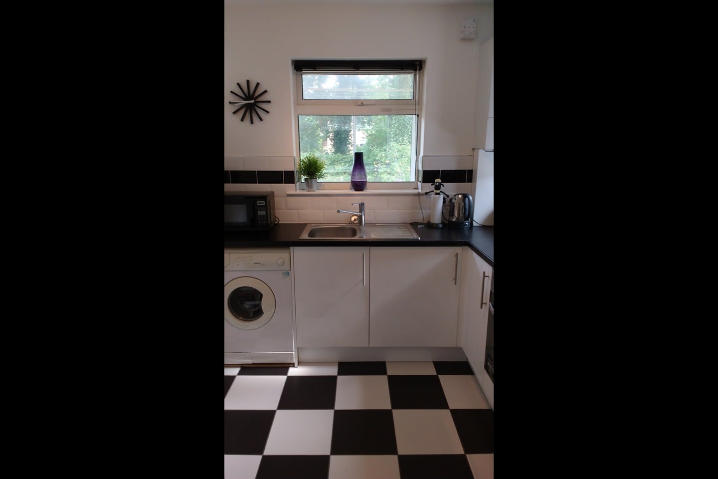 Additional image 4 of 1 Bed Flat, Sandringham Mount, LS17, N1 7GU