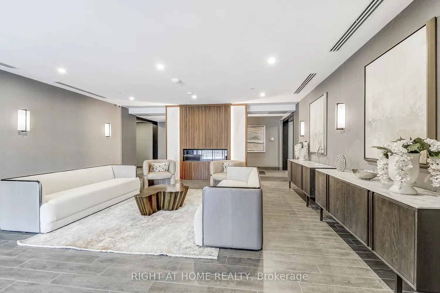 Additional image 2 of 470 Dundas Street 604