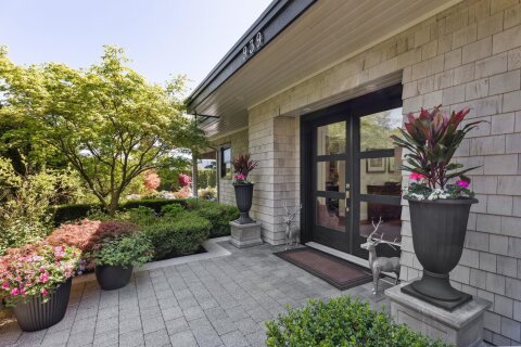 Additional image 8 of 939 Friar Crescent, North Vancouver, BC, V7G 1M5