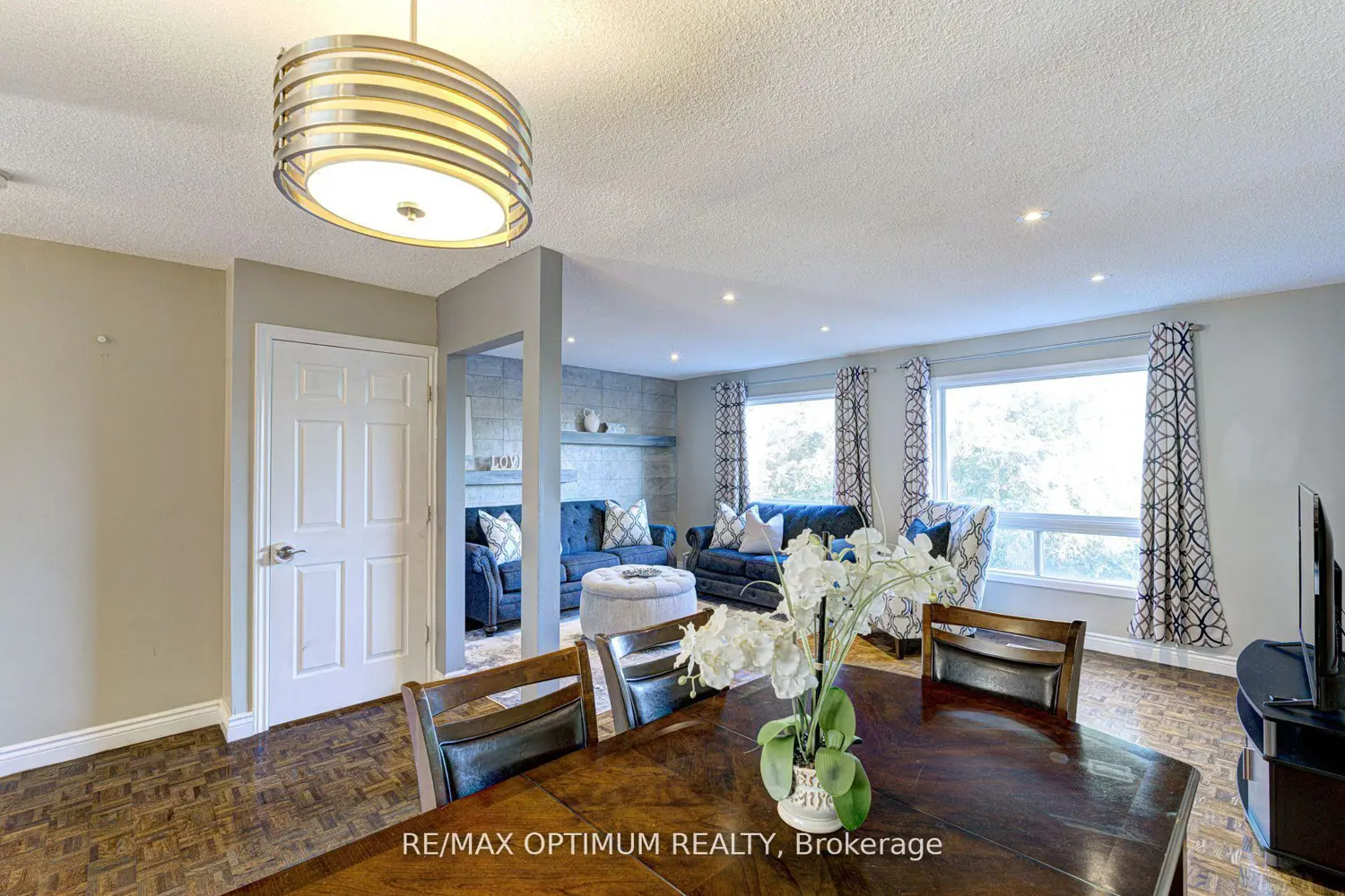 Additional image 5 of 2050 Upper Middle Road 81