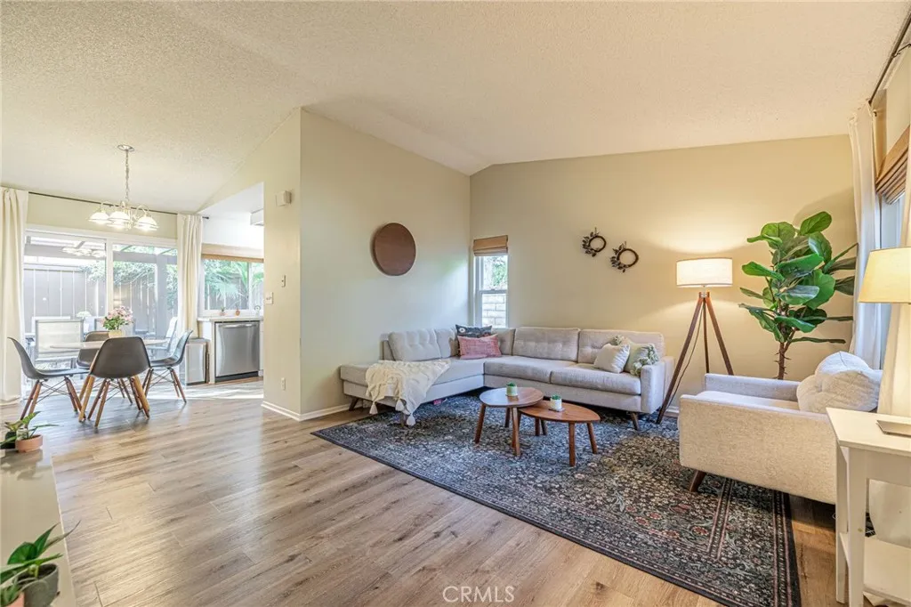 Additional image 31 of 23540 Lampara Dr, Valencia, CA 91355