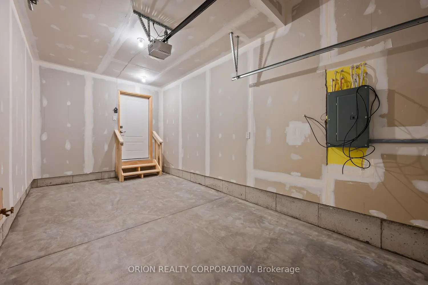 Additional image 19 of 414 Buckthorn Drive